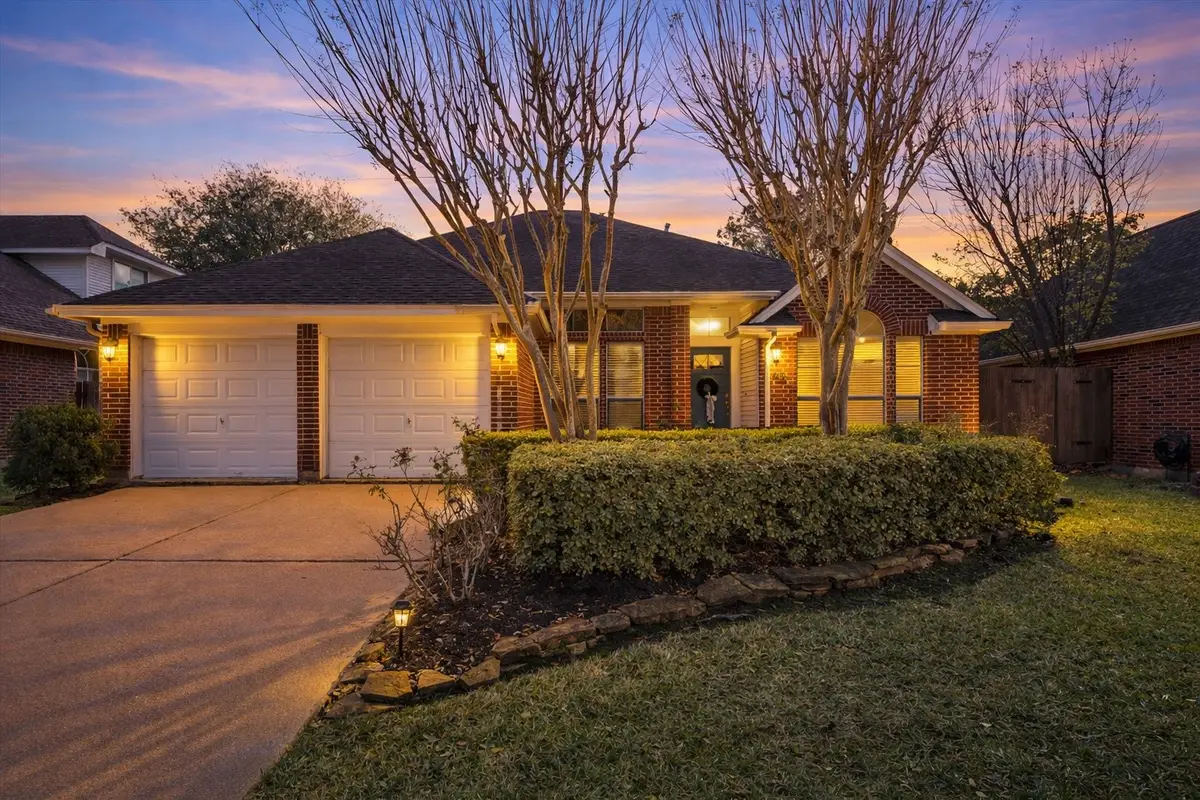 1742 Emerald Lake Court, Houston, TX 77062 - #1