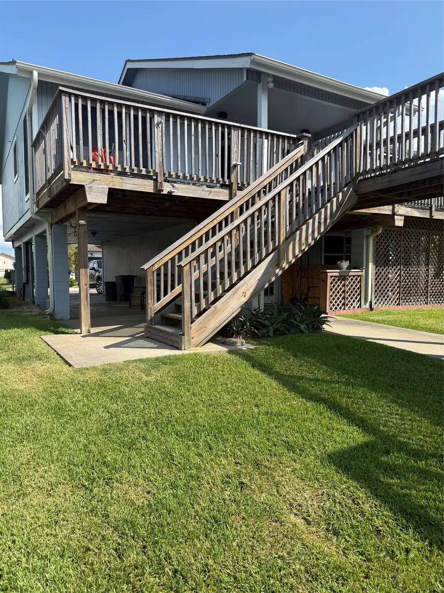 1075 Redfish Street, Bayou Vista, TX 77563 - #3