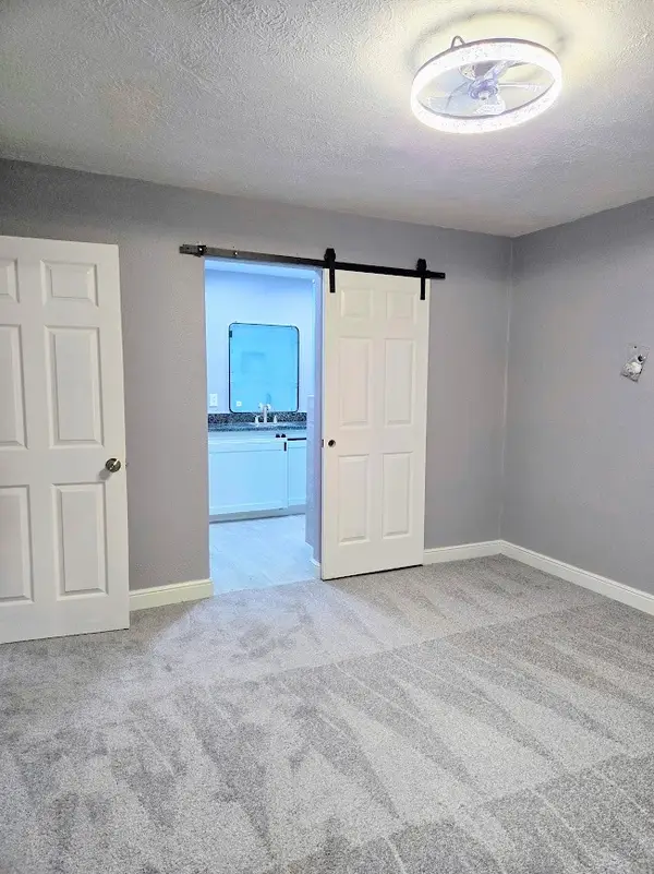 1103 W Camp Circle, La Marque, TX 77568