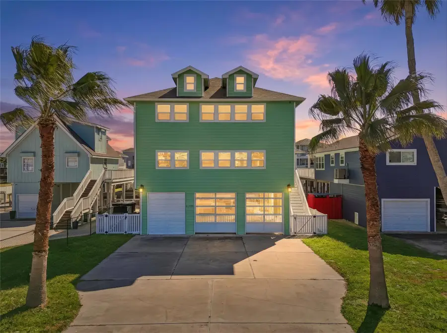 22105 Zapata Drive, Galveston, TX 77554 - #2