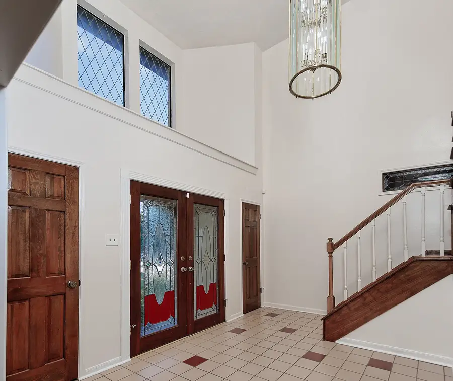 319 S Rivershire Drive, Conroe, TX 77304 - #2
