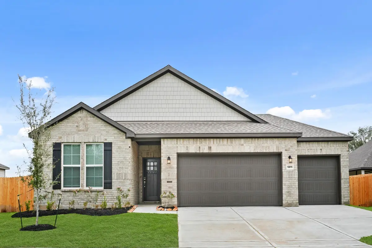 1211 Avenue M, Bay City, TX 77414 - #1