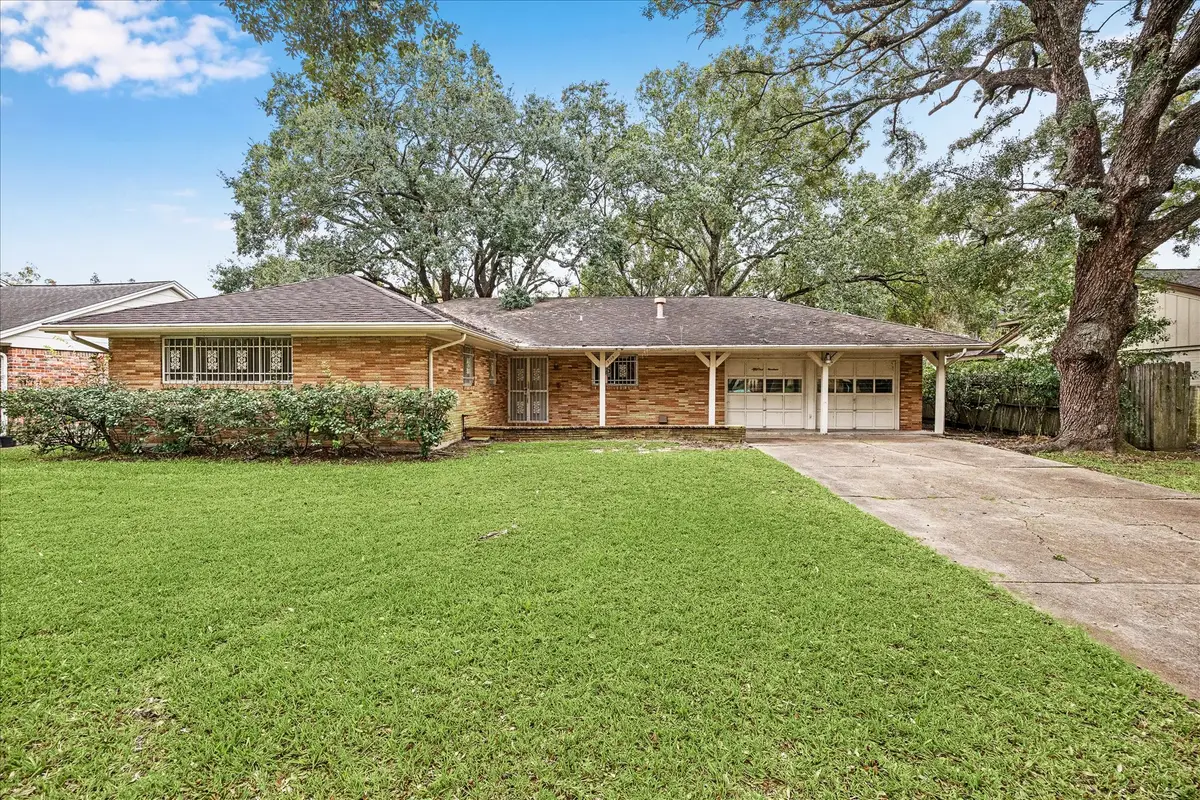 5119 Beechnut Street, Houston, TX 77096 - Image #1
