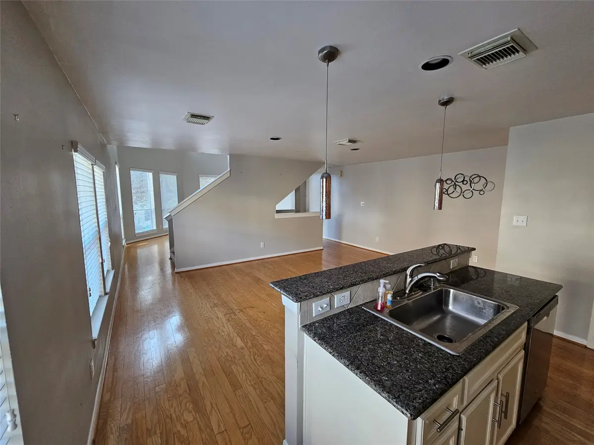 1271 W 17th Street, Houston, TX 77008 - #1