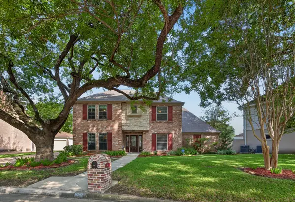 931 Fleetwood Place Drive, Houston, TX 77079