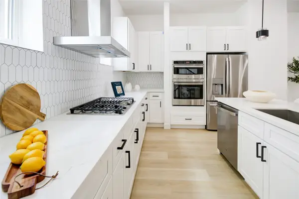 1214 W 24th Street #A, Houston, TX 77008