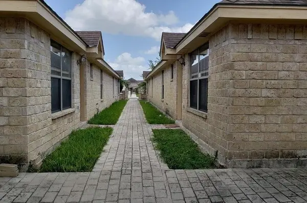 3902 S Radisson Avenue, Pharr, TX 78577