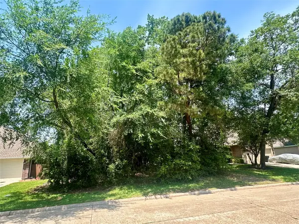 3007 Ramblewood Road, Montgomery, TX 77356