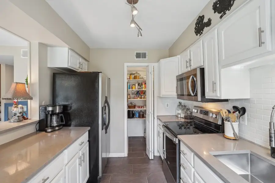 6355 Del Monte Drive #64, Houston, TX 77057 - #3