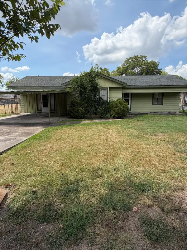 9422 Coffee Street, Houston, TX 77033