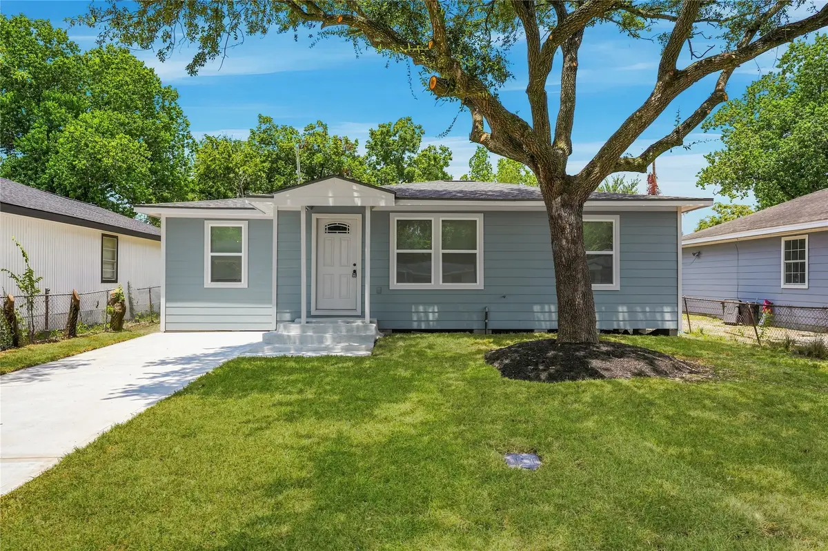 10629 Fairfax Street, Houston, TX 77029 - #1