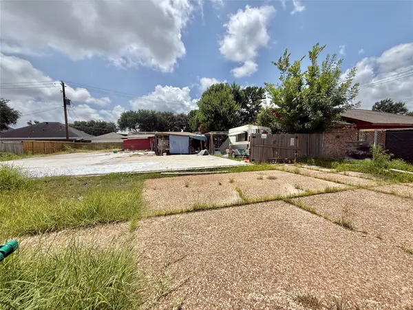 12003 High Star Drive, Houston, TX 77072