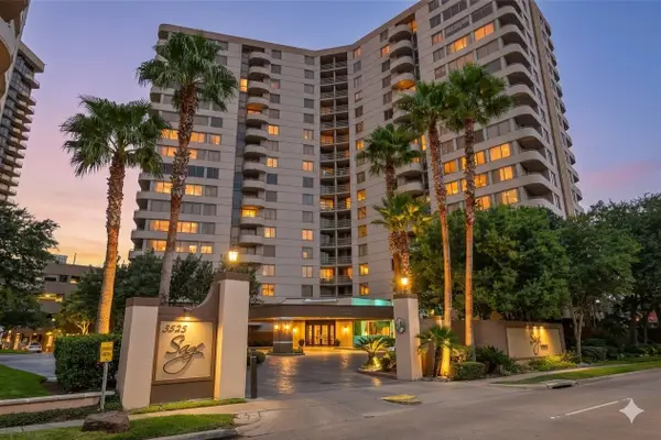 3525 Sage Road #1111, Houston, TX 77056