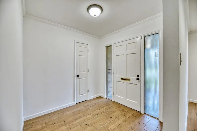 5722 Cheltenham Drive, Houston, TX 77096 - Image #3