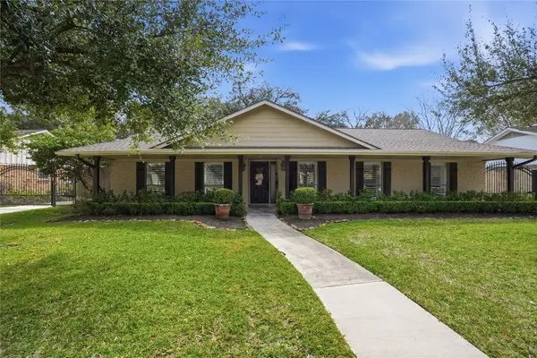 7623 Fairdale Lane, Houston, TX 77063