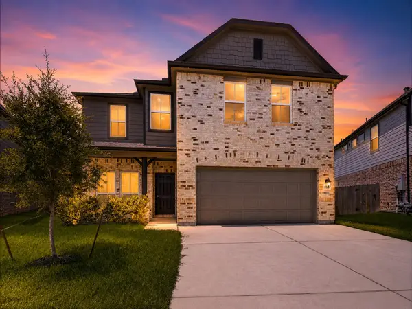 15506 S Fall Fern Circle, Houston, TX 77044