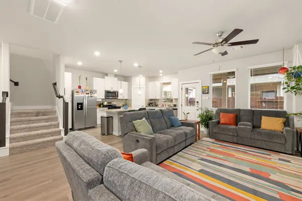 3104 Valley Peak Drive, Houston, TX 77063