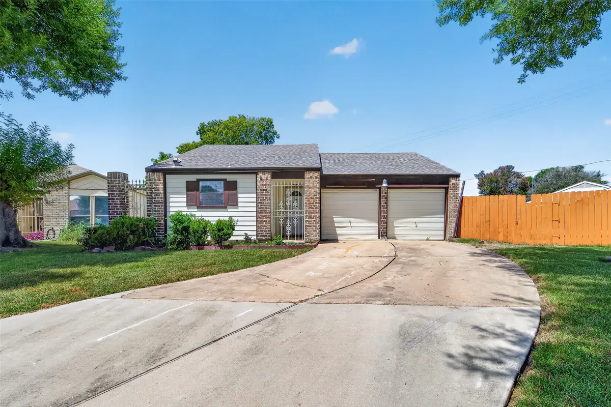 11626 Bexley Drive, Houston, TX 77099 - #1
