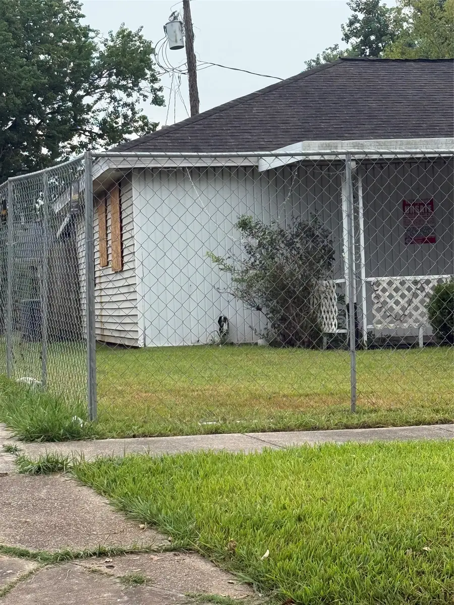 1401 N Nell Street, Pasadena, TX 77506 - #3