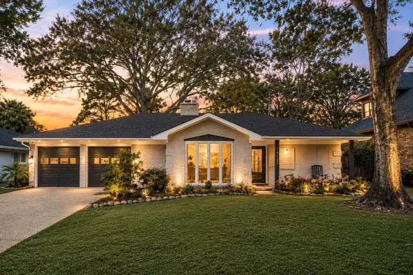 14110 Barryknoll Lane, Houston, TX 77079