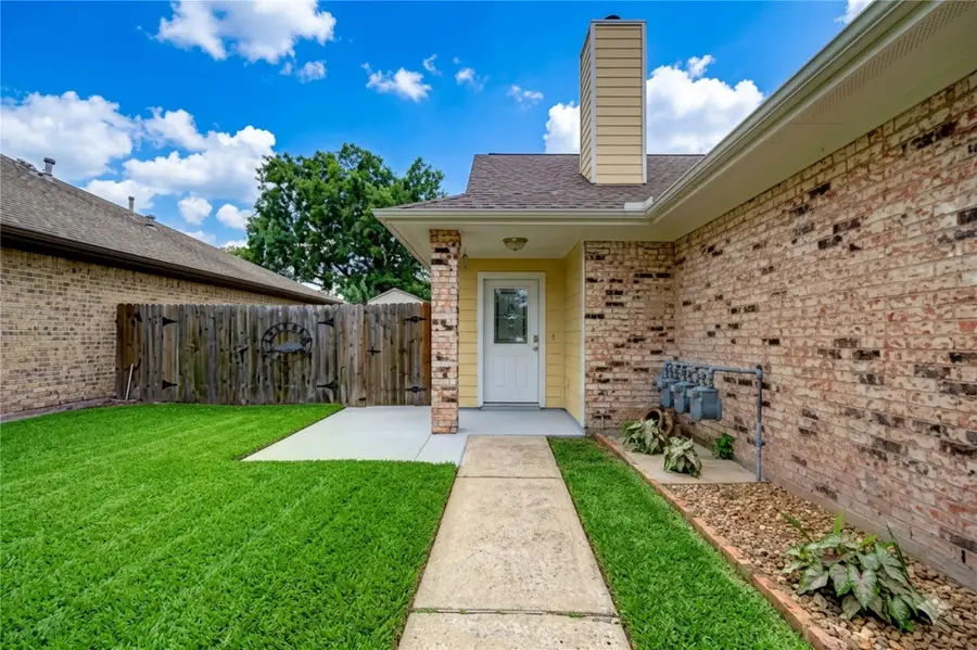 316 N Ranch House Road, Angleton, TX 77515 - #3