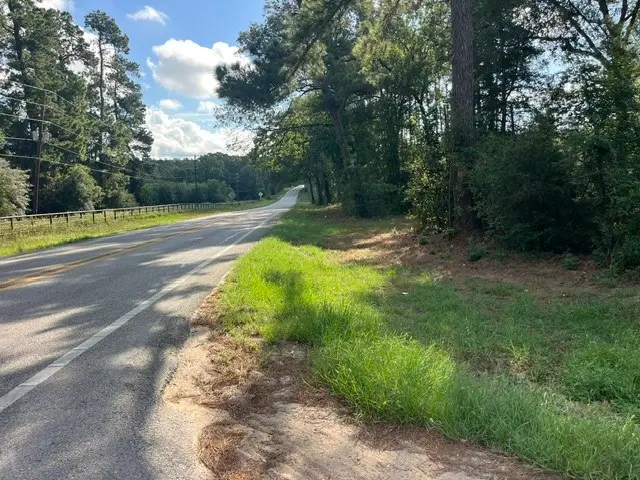 19637 W Fm 1097 Road, Montgomery, TX 77356 - #1