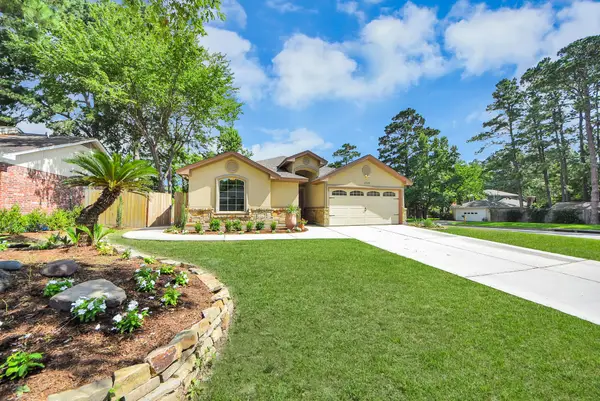 1759 Hazelwood Street, Conroe, TX 77301