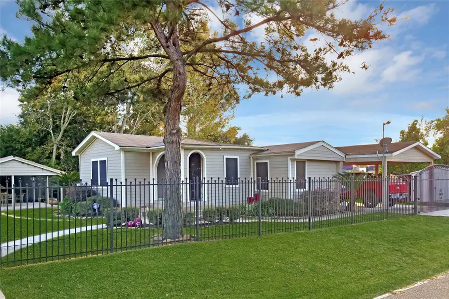 7241 Glen Falls Street, Houston, TX 77049 - #2