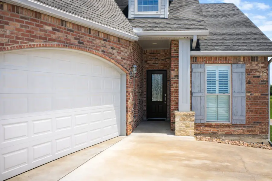 3850 Central Pointe Drive, Beaumont, TX 77706 - #2