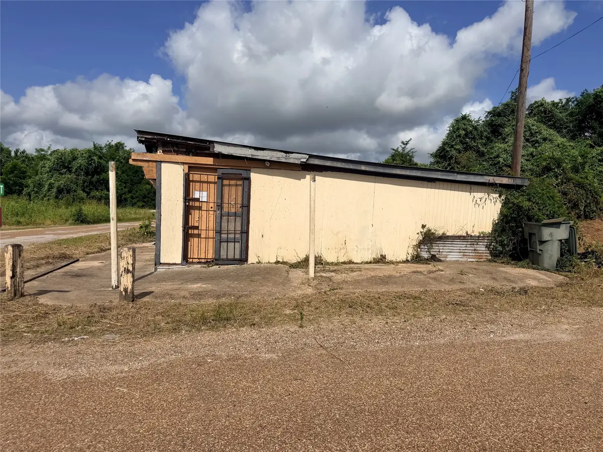 299 County Road 444, Snook, TX 77878 - #1