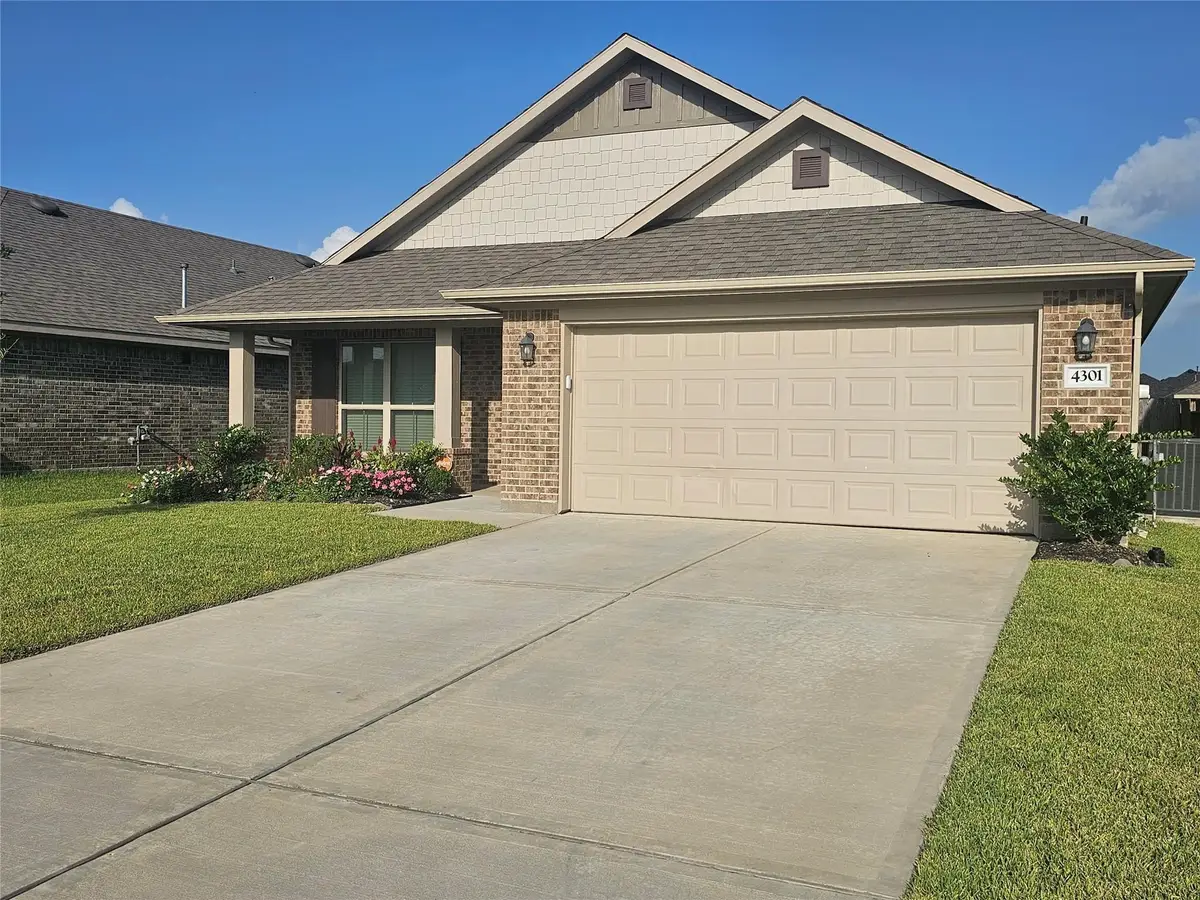 4301 Chadwick Road, Texas City, TX 77591 - Image #1