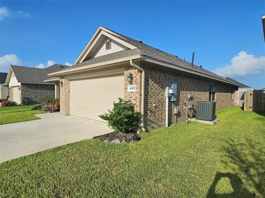 4301 Chadwick Road, Texas City, TX 77591 - Image #3