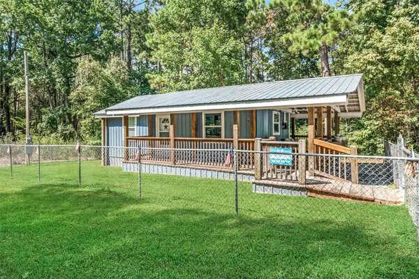 384 Phillips Road, Onalaska, TX 77360