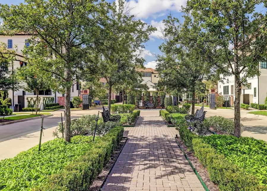 7514 Cuadro Lane, Houston, TX 77055 - Image #3