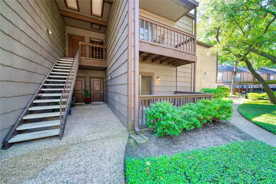 11711 Memorial Drive #573, Houston, TX 77024 - Image #3