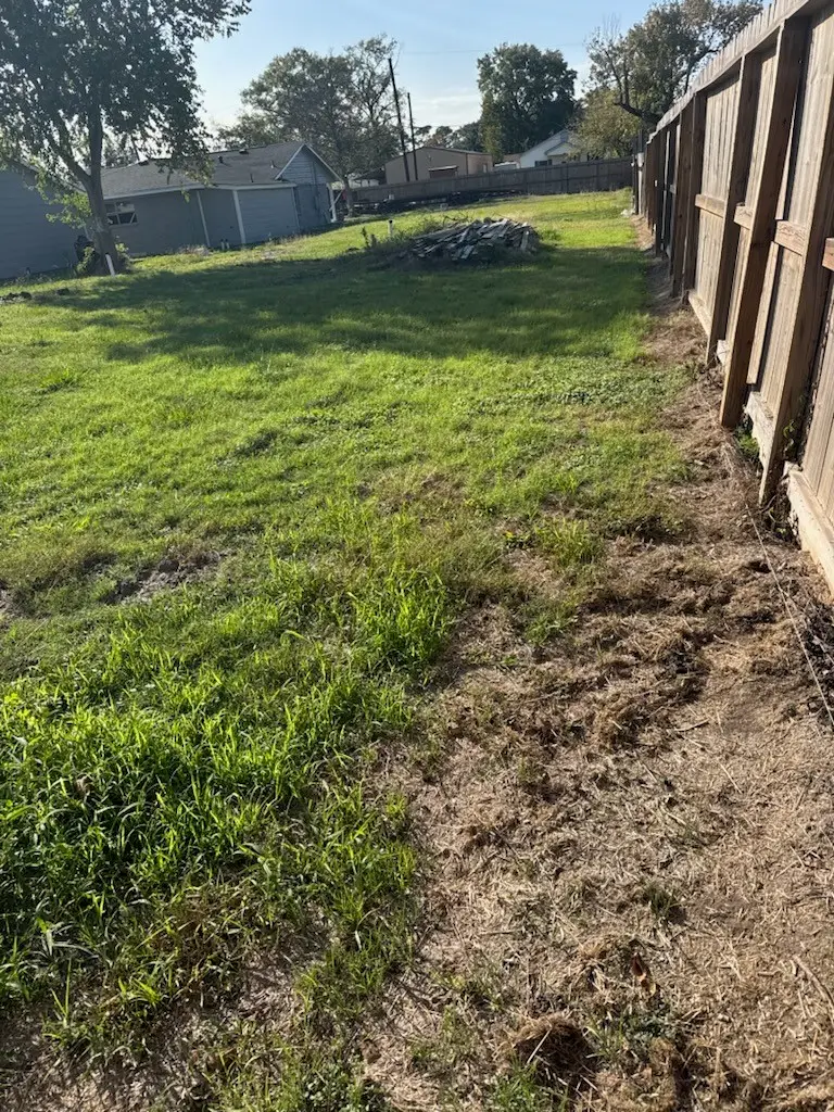 201 S 5th Street, Highlands, TX 77562 - Image #3