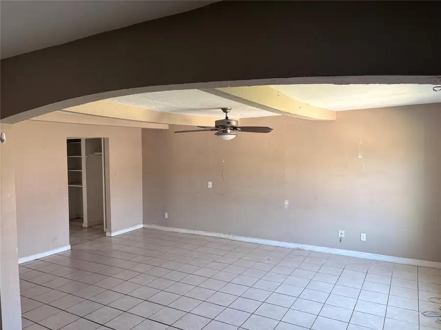 9422 Crestview Drive, Houston, TX 77078 - #3