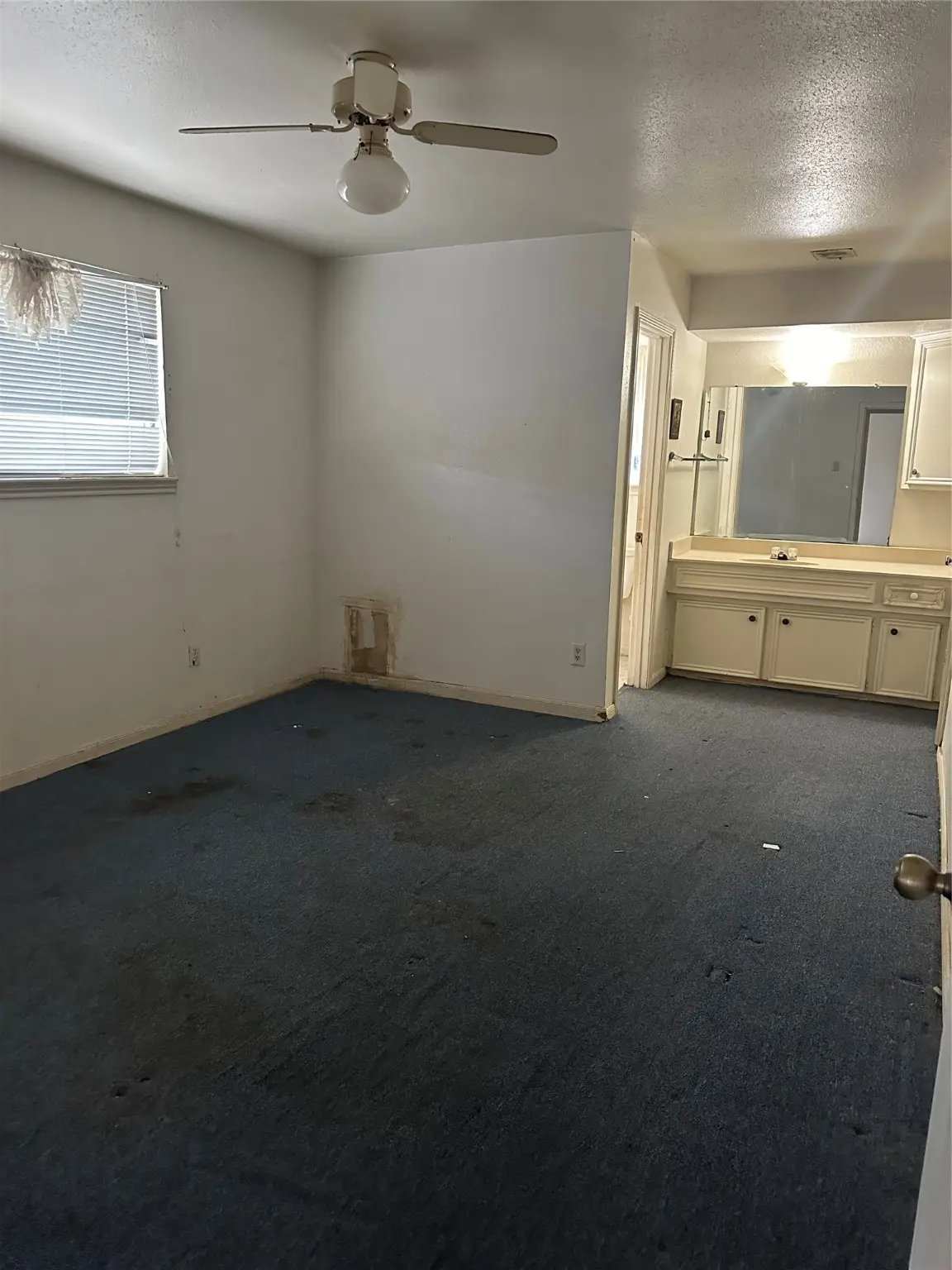 11122 Thackery Lane, Houston, TX 77016 - Image #1