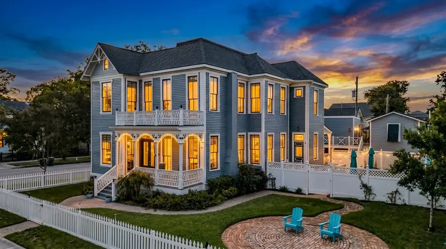 1728 Avenue M, Galveston, TX 77550 - #2