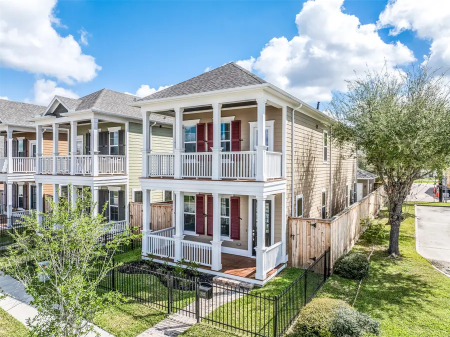 2523 S Houston Avenue, Pearland, TX 77581 - #2