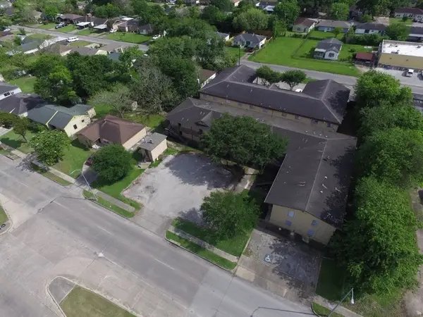 4710 Airport Boulevard #30, Houston, TX 77048