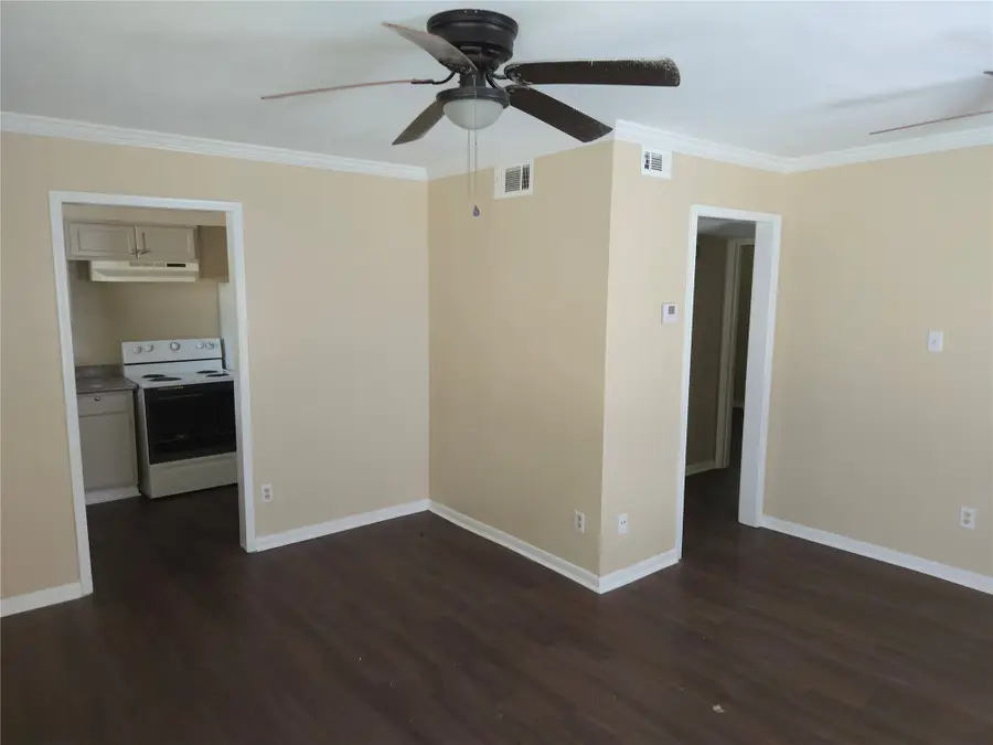 4710 Airport Boulevard #30, Houston, TX 77048 - #2