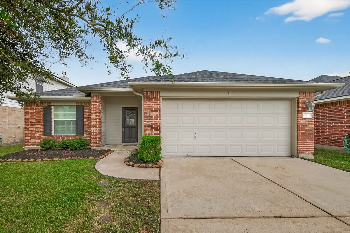 18 Carmel Chase Court, Manvel, TX 77578 - Image #1