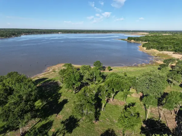 00 Lcr 800, Groesbeck, TX 76642