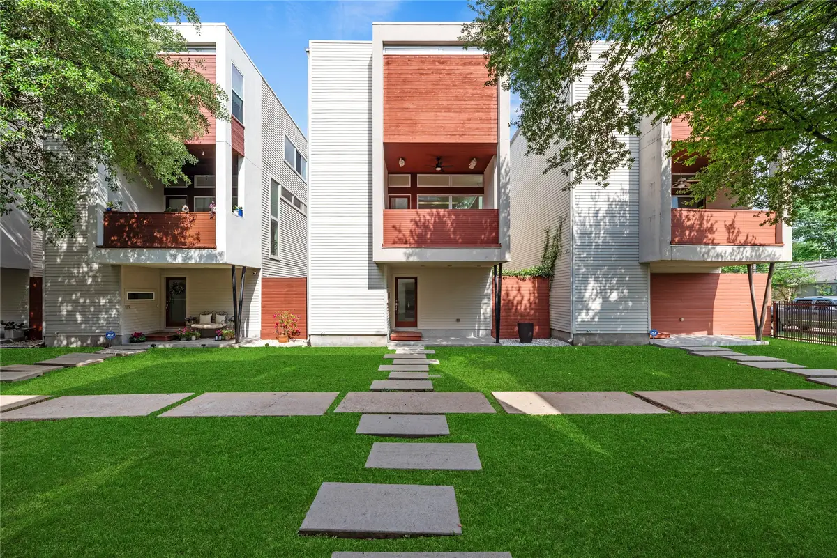 1107 W 17th Street, Houston, TX 77008 - #1