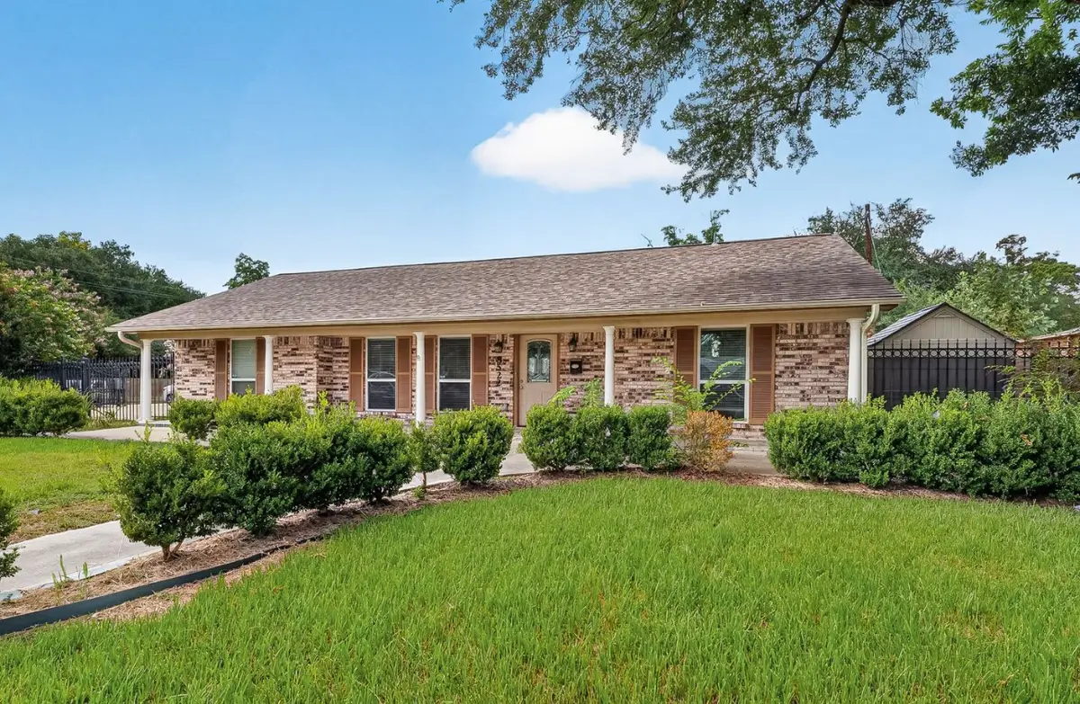 8522 Westview Drive, Houston, TX 77055 - #1