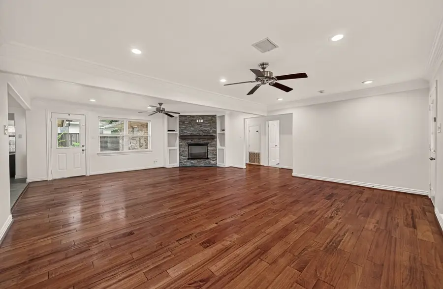 8522 Westview Drive, Houston, TX 77055 - #2