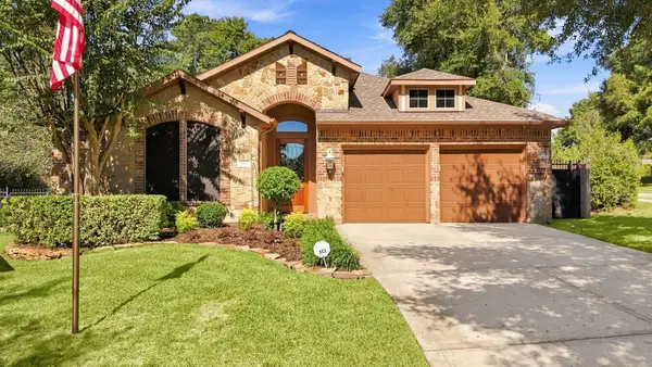 2400 W Village Green Circle, Conroe, TX 77304