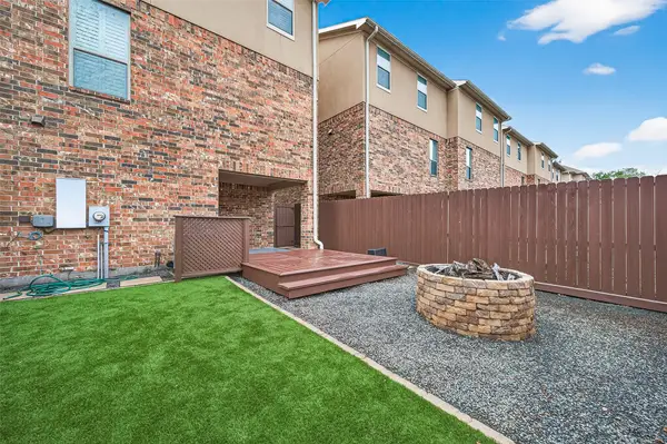 8102 Stoneyway Drive, Houston, TX 77040