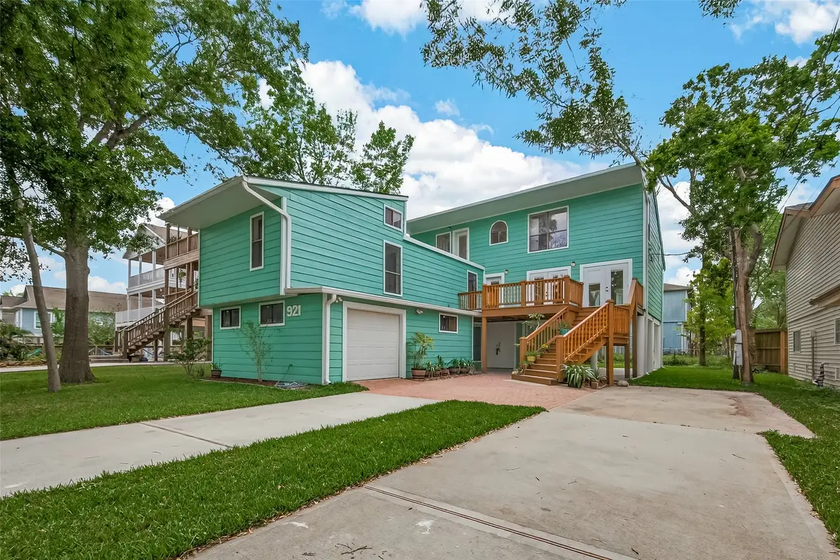 921 Ivy Road, Clear Lake Shores, TX 77565 - #1